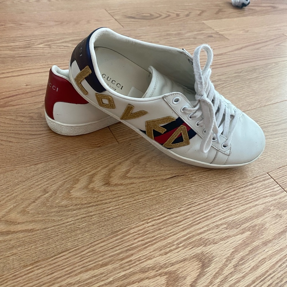 Gucci Women's White Sneakers with Gold and Red Accents